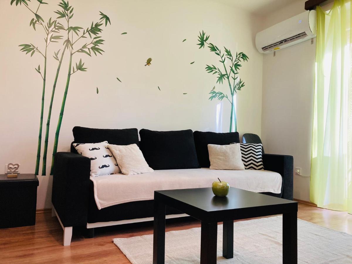 Like Apartman Eger Exterior foto